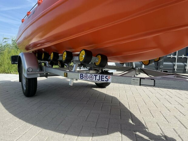 DEMO BOOT Nieuwe Hasle Summerfun met Honda 8 pk